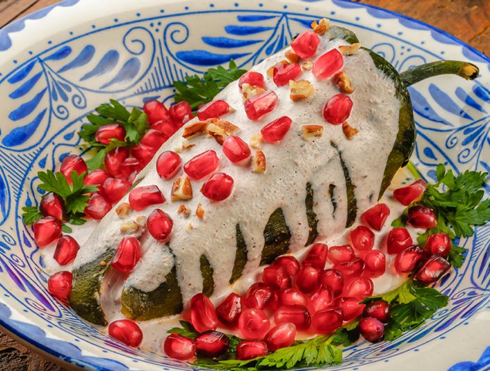 Chiles en nogada