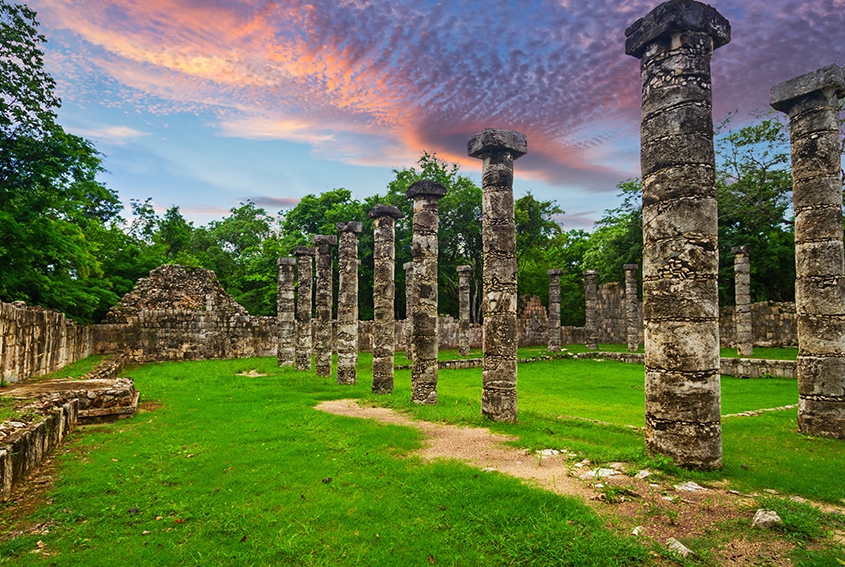 The Court of a Thousand Columns